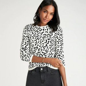 Ann Taylor • Snow Leopard Print Pullover Sweater || Medium